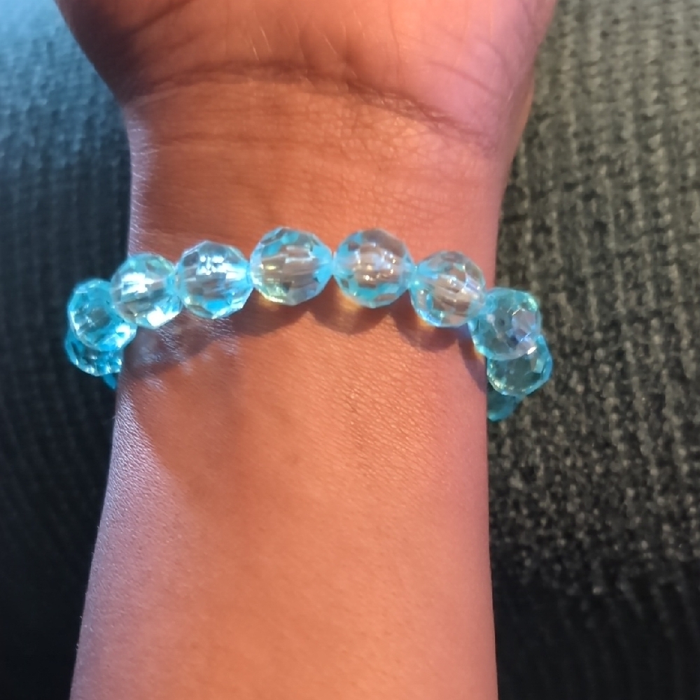 Kids Elegant Blue Beaded Bracelet - Picture 2 of 4